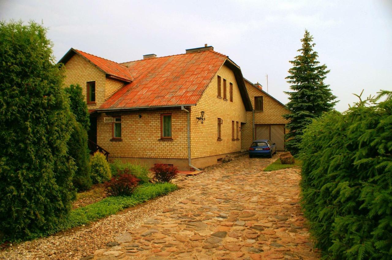 Prie Upes Country house Kunioniai